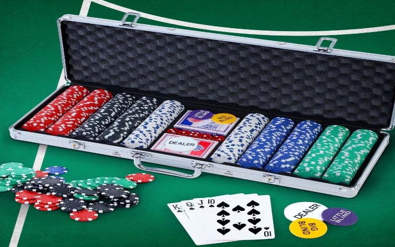 Discover the Ultimate Poker Set for Your Game Night!